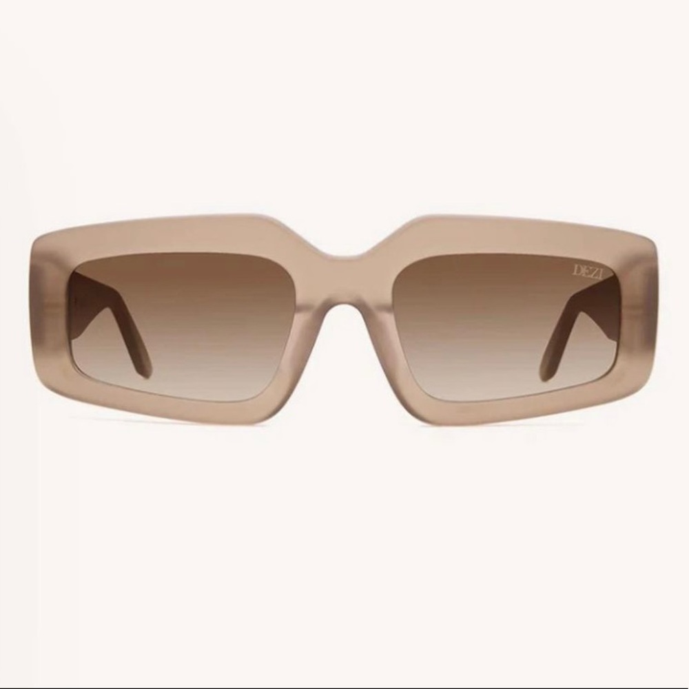 Dezi Sunglasses, NEW. Read The Room.